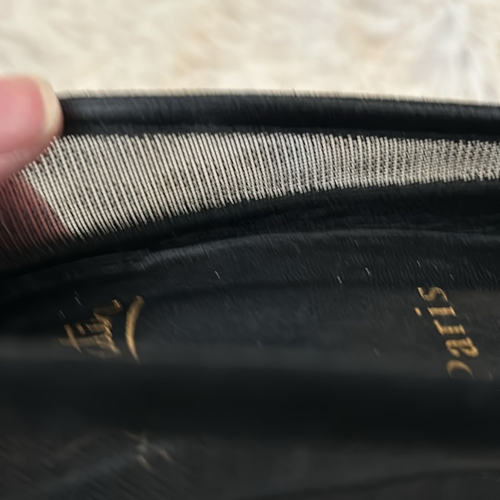 Vintage Christian Louboutin Paris black low heels size 39 1/2. Comes w/ dust bag - Picture 8 of 12